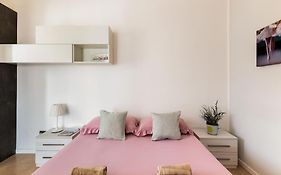 “Casa Moderna Con Parcheggio Privato”