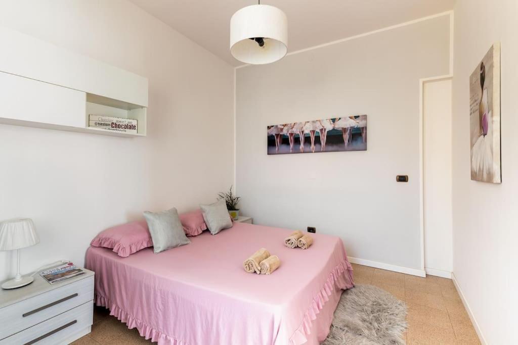 Appartamento “Casa Moderna Con Parcheggio Privato” Imola Esterno foto